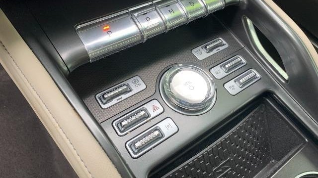 2024 Lincoln Nautilus Hybrid Premiere
