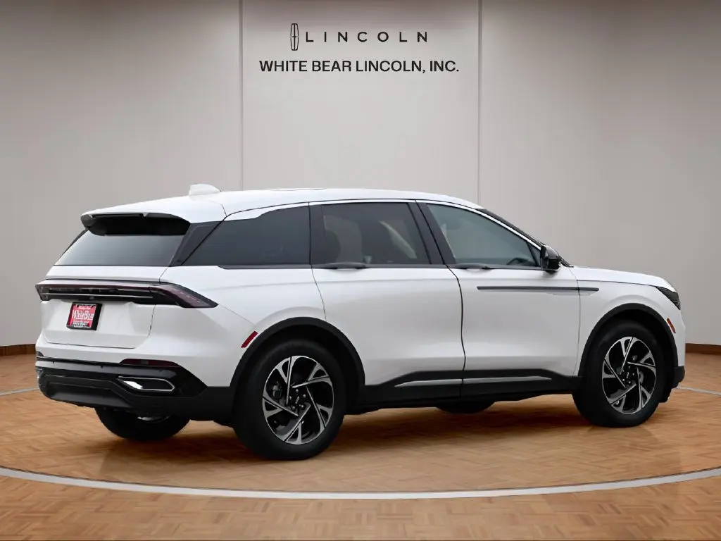 2026 Lincoln Nautilus - $57,345