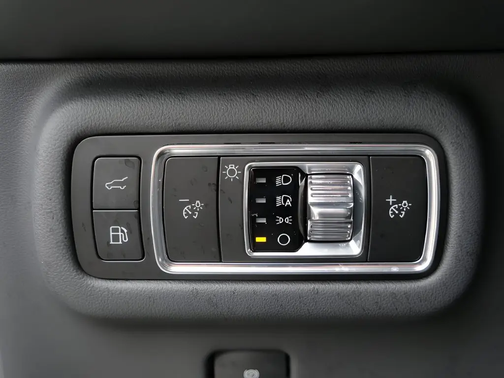 2026 Lincoln Nautilus - $57,345