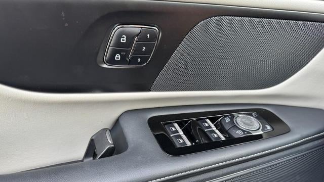 2024 Lincoln Nautilus Hybrid Premiere