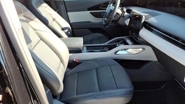 2025 Lincoln Nautilus Hybrid Premiere