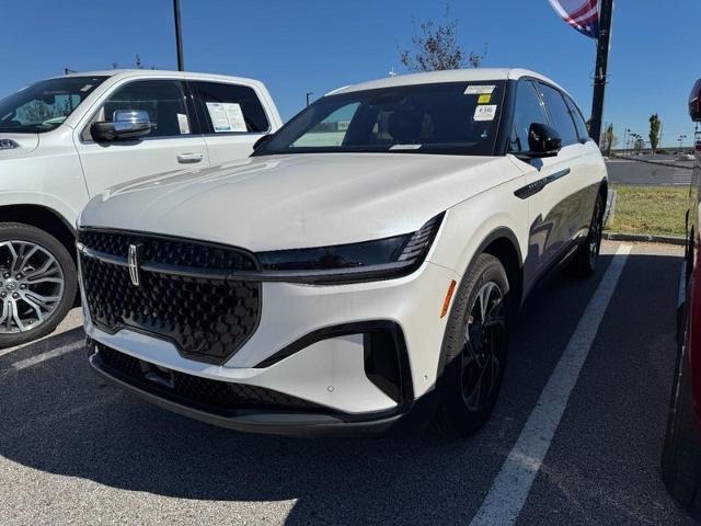 2024 Lincoln Nautilus - $44,995