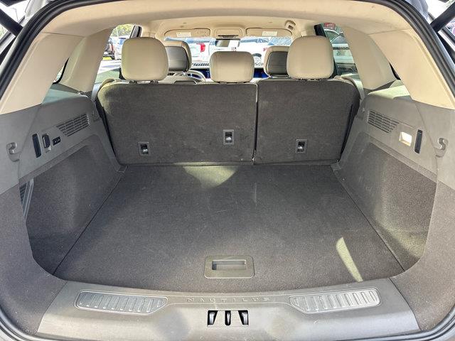 2025 Lincoln Nautilus - $49,985
