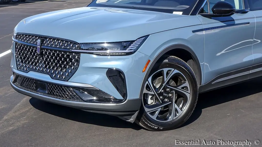 2025 Lincoln Nautilus Hybrid Premiere