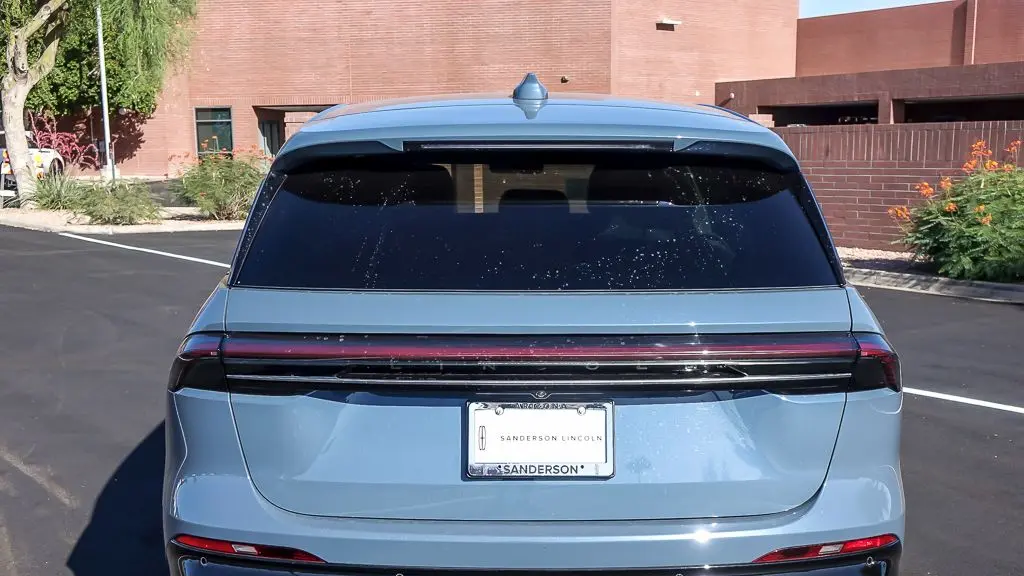2025 Lincoln Nautilus Hybrid Premiere