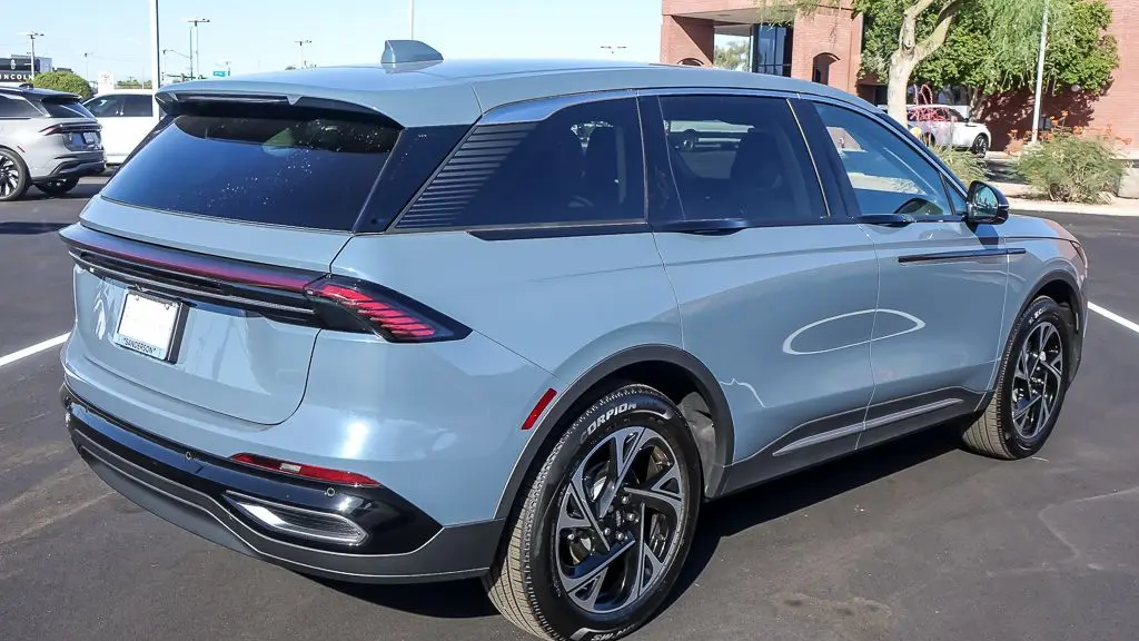 2025 Lincoln Nautilus Hybrid Premiere