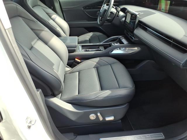 2026 Lincoln Nautilus - $59,895