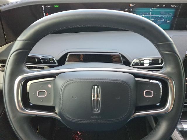 2025 Lincoln Nautilus - $49,990