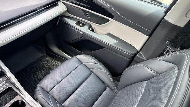 2025 Lincoln Nautilus Hybrid Premiere