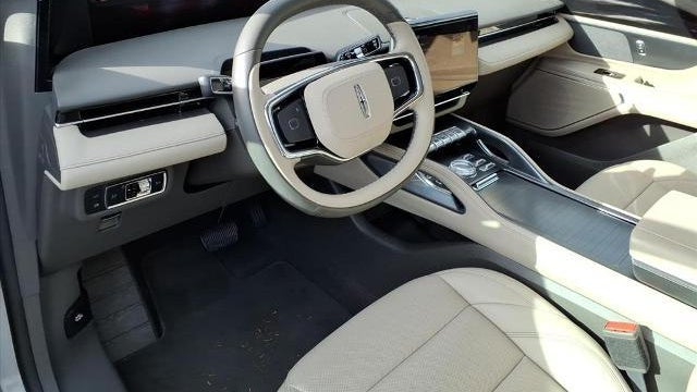 2025 Lincoln Nautilus Hybrid Premiere