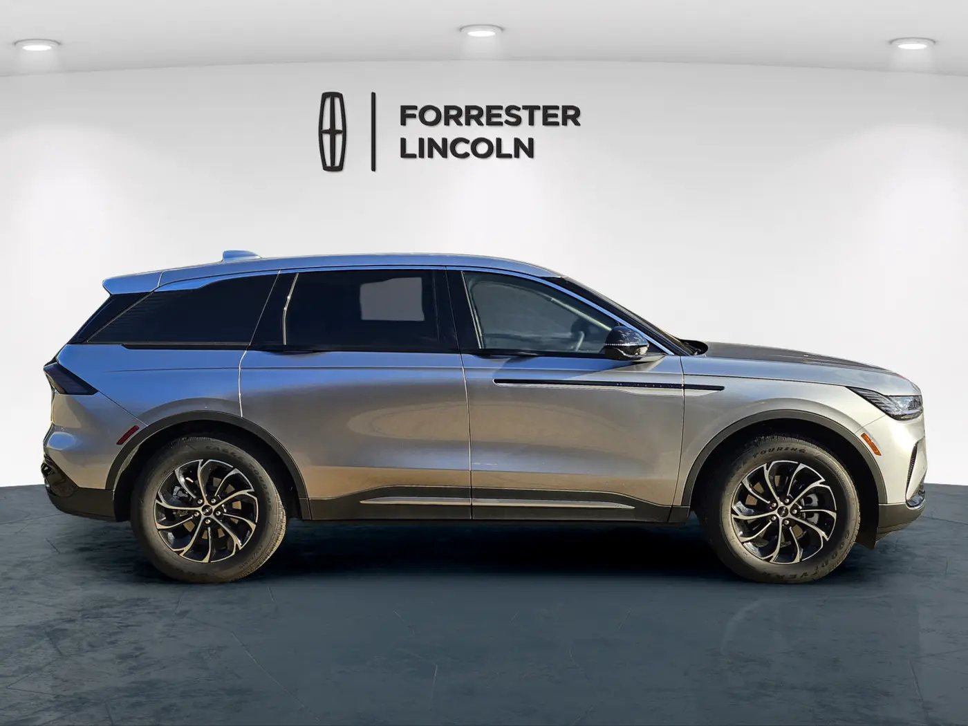 2026 Lincoln Nautilus - $58,900