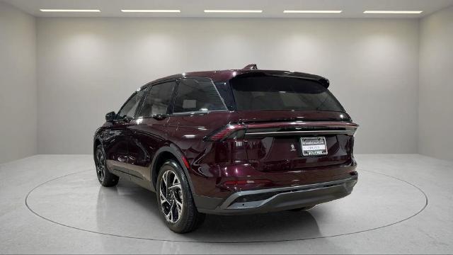 2025 Lincoln Nautilus - $48,995