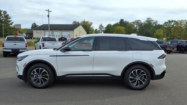 2024 Lincoln Nautilus Hybrid Premiere