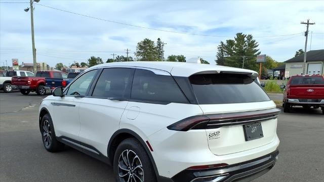 2024 Lincoln Nautilus Hybrid Premiere