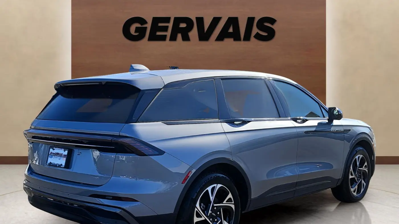 2025 Lincoln Nautilus Hybrid Premiere
