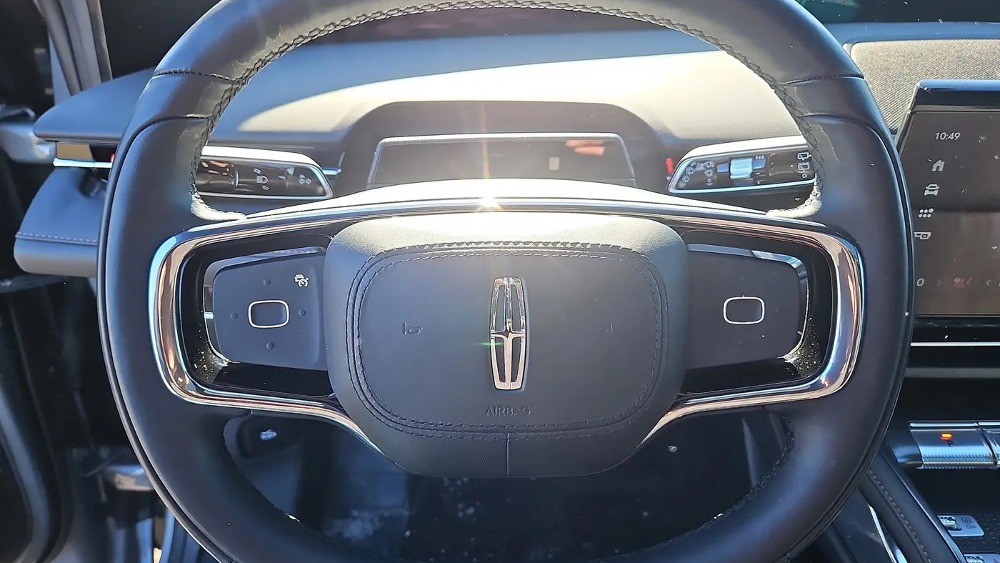 2025 Lincoln Nautilus Hybrid Premiere
