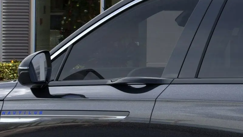 2025 Lincoln Nautilus Hybrid Premiere