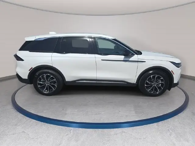 2026 Lincoln Nautilus