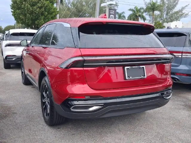 2025 Lincoln Nautilus - $44,990
