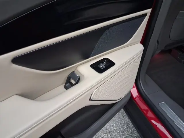 2025 Lincoln Nautilus - $44,990