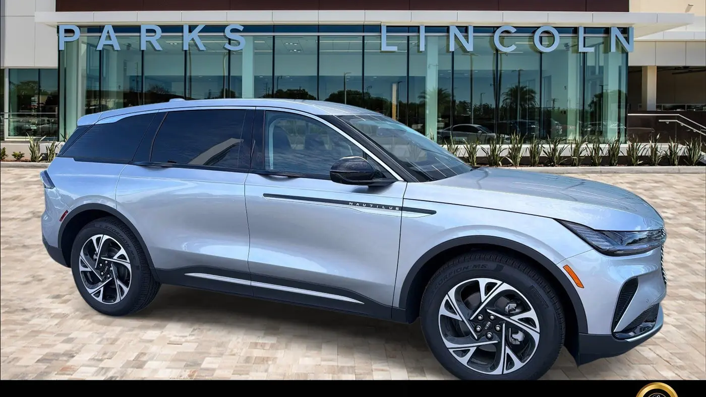 Preowned 2025 Lincoln Nautilus Premiere for Sale