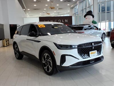 2025 Lincoln Nautilus AWD Premiere 4DR SUV