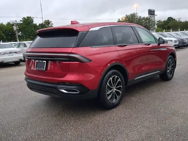 2024 Lincoln Nautilus - $39,990