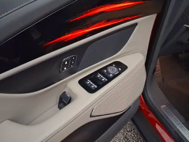 2024 Lincoln Nautilus - $39,990