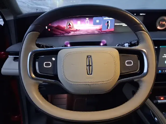 2024 Lincoln Nautilus - $39,990