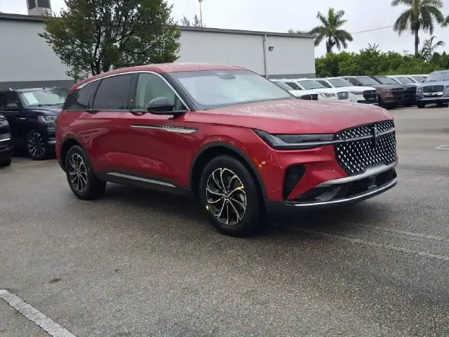 2024 Lincoln Nautilus - $39,990