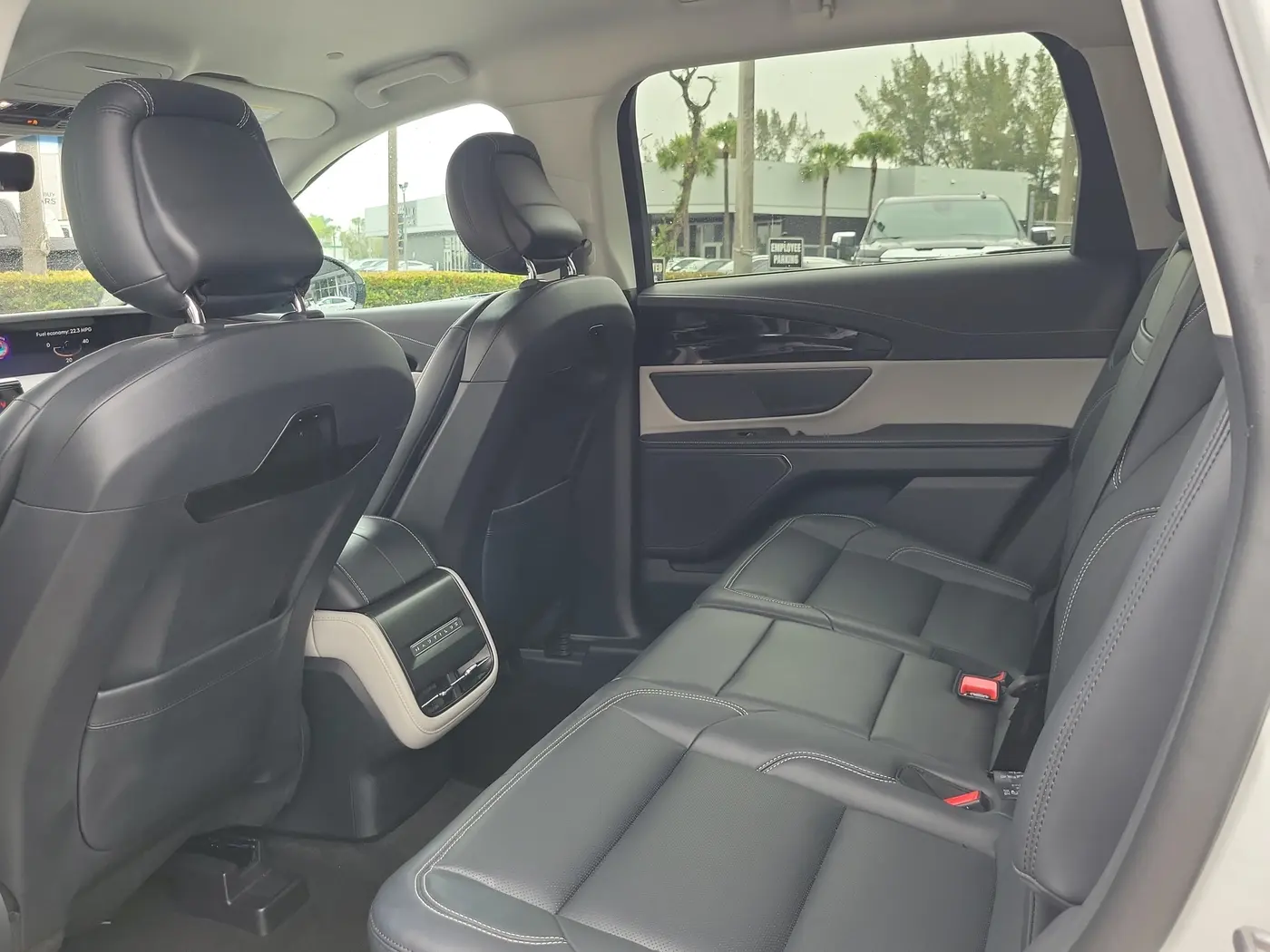 2024 Lincoln Nautilus - $37,990