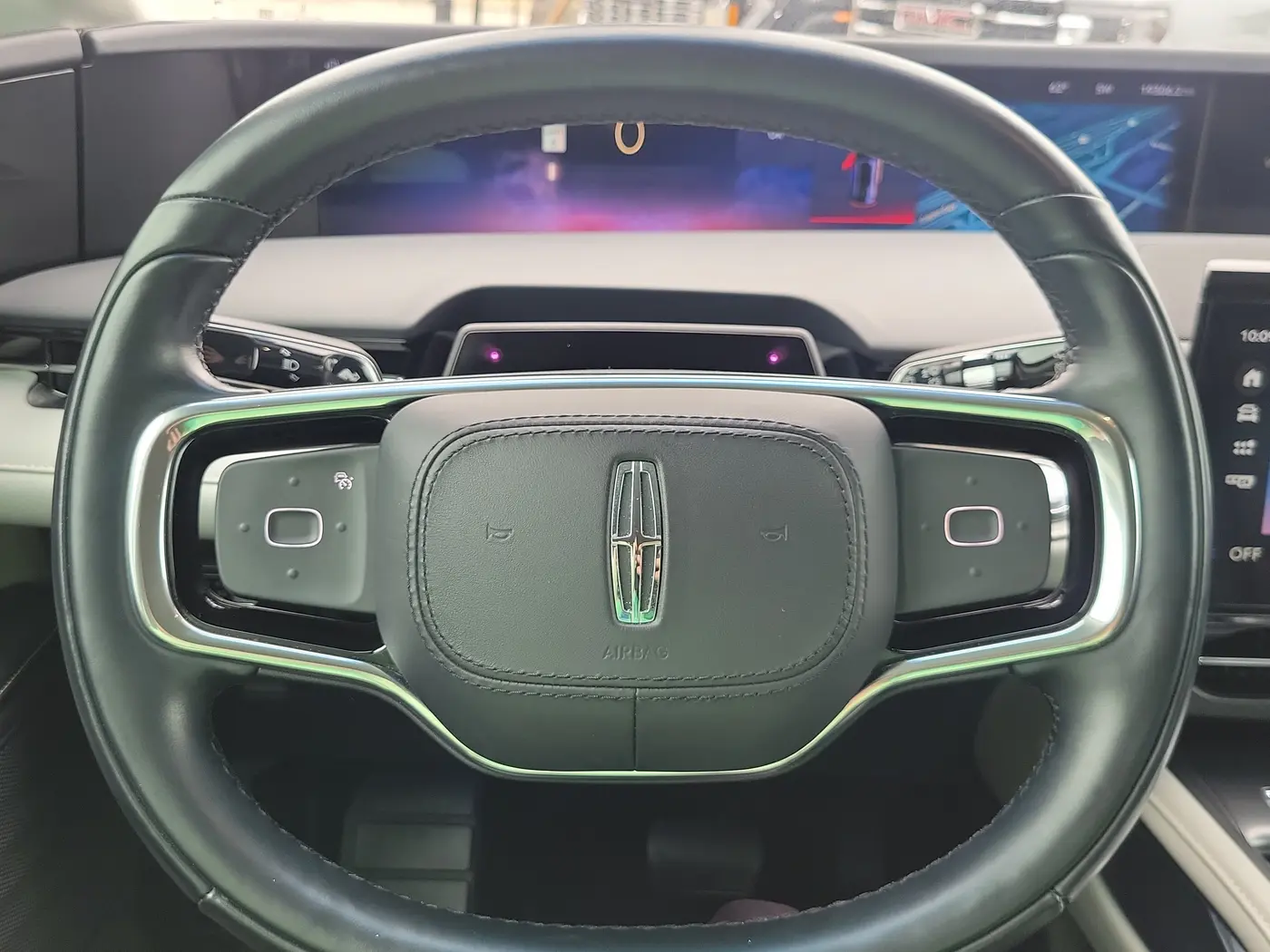 2024 Lincoln Nautilus - $37,990