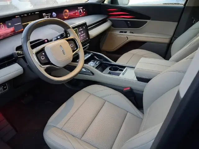 2024 Lincoln Nautilus - $38,990