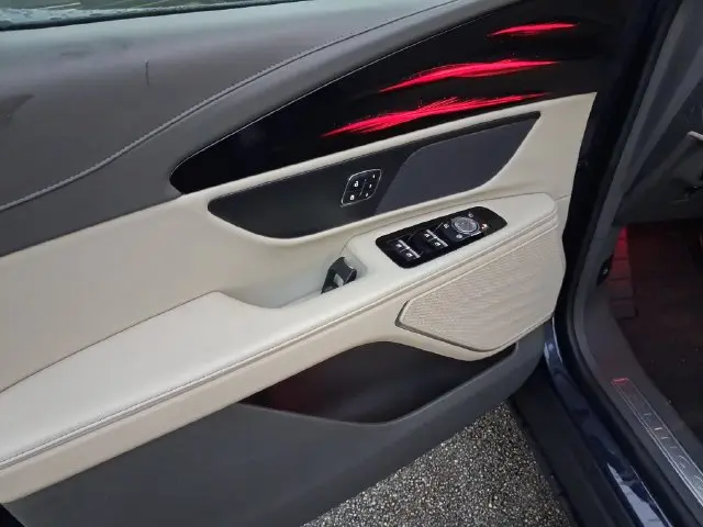 2024 Lincoln Nautilus - $38,990