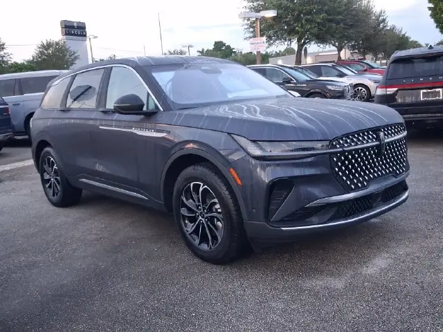 2024 Lincoln Nautilus - $38,990
