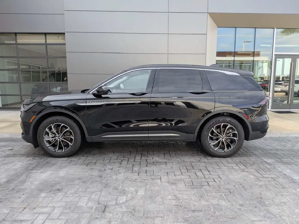 2026 Lincoln Nautilus - $54,967