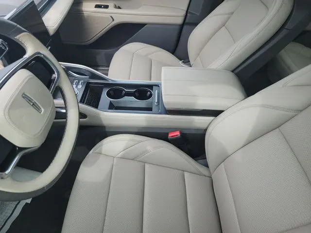 2025 Lincoln Nautilus - $46,990