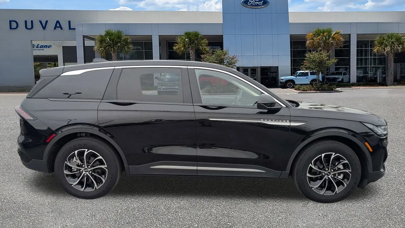 2025 Lincoln Nautilus Premiere