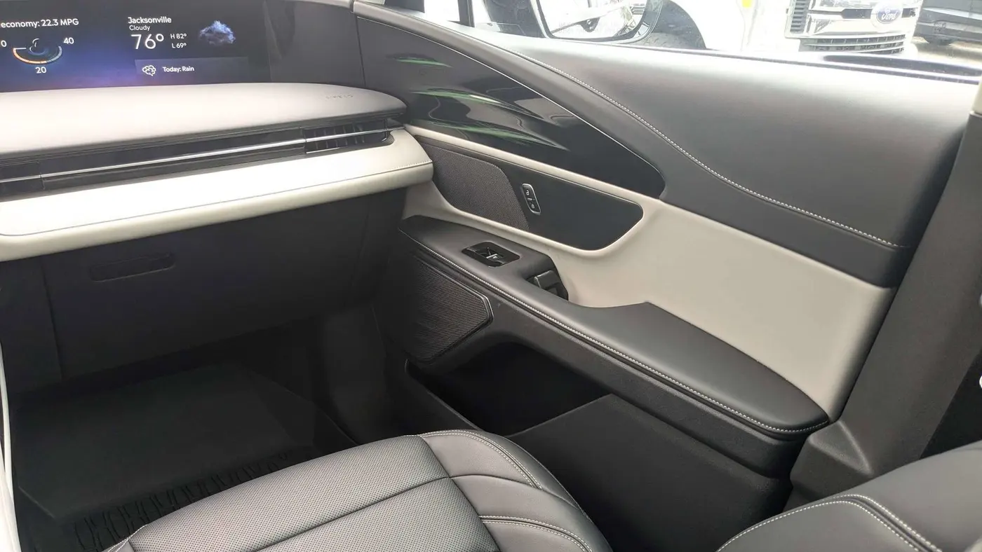 2025 Lincoln Nautilus Premiere
