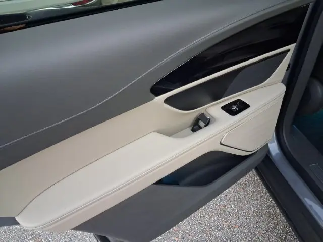 2025 Lincoln Nautilus - $43,990