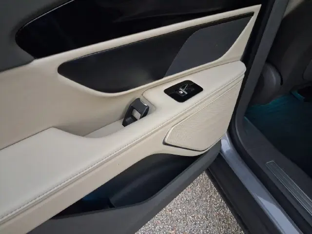 2025 Lincoln Nautilus - $43,990