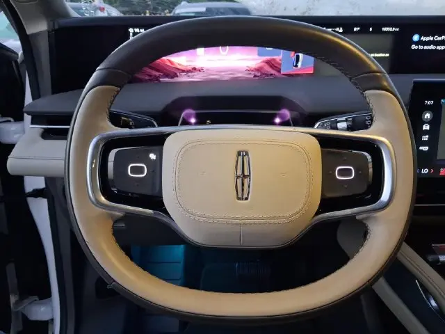 2025 Lincoln Nautilus - $44,990