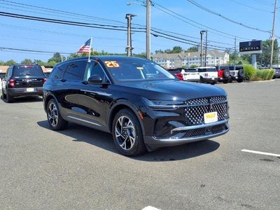 2025 Lincoln Nautilus AWD Premiere 4DR SUV
