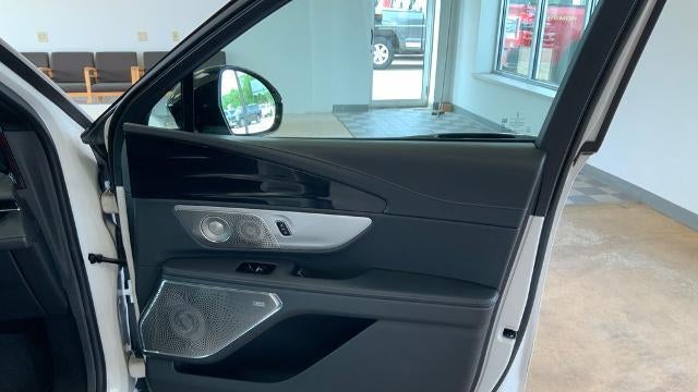 2024 Lincoln Nautilus Hybrid Reserve