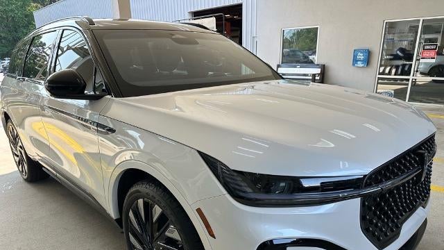 2024 Lincoln Nautilus Hybrid Reserve