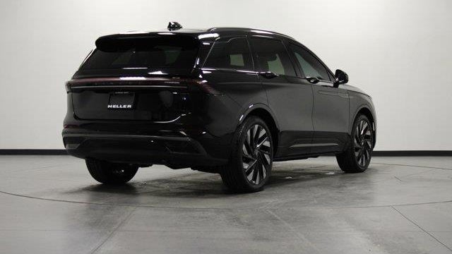 2025 Lincoln Nautilus Hybrid Reserve