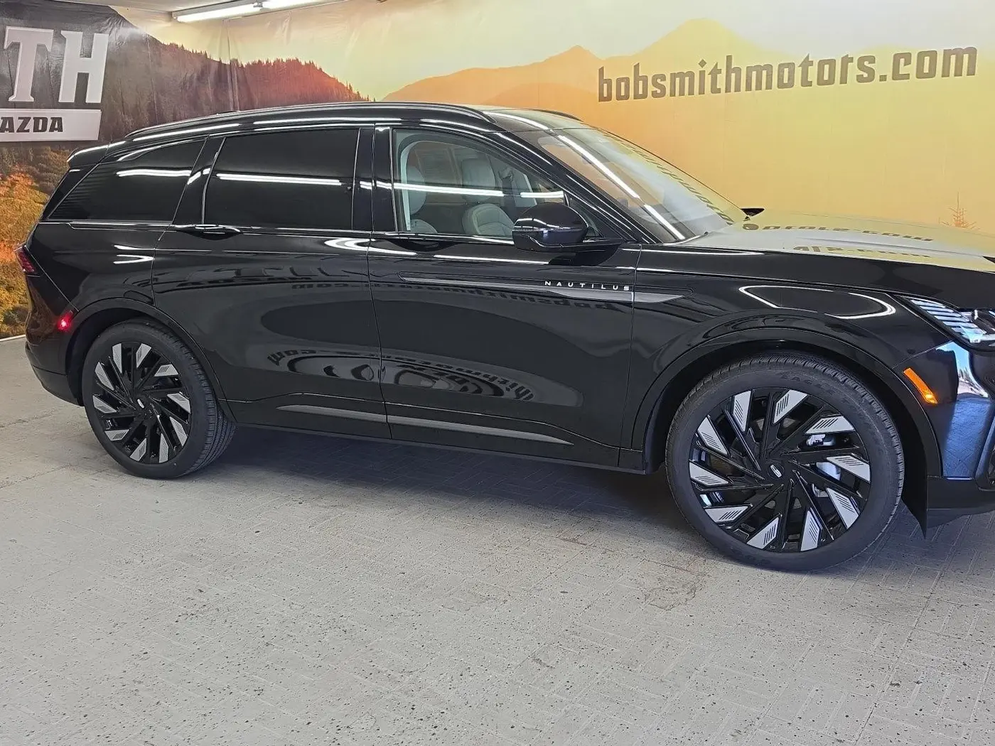 2026 Lincoln Nautilus - $64,998