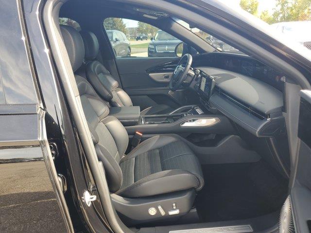 2024 Lincoln Nautilus - $52,995