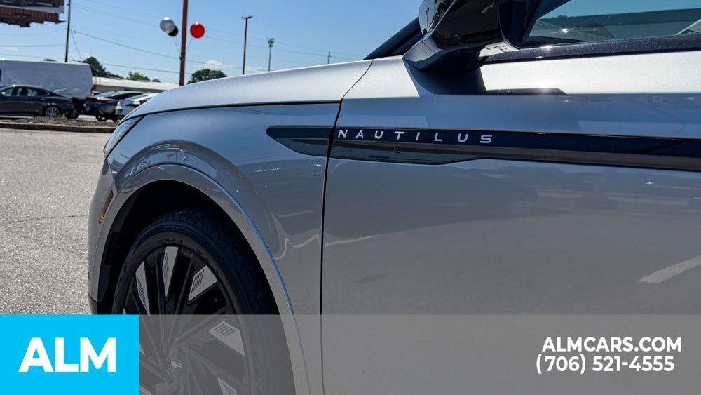 2024 Lincoln Nautilus Hybrid Reserve