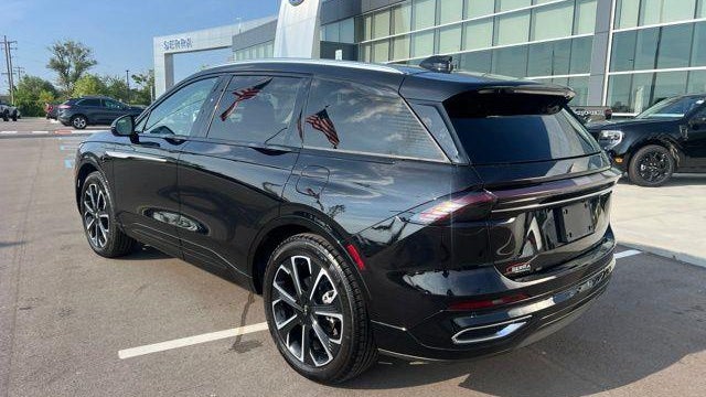 2025 Lincoln Nautilus Hybrid Reserve